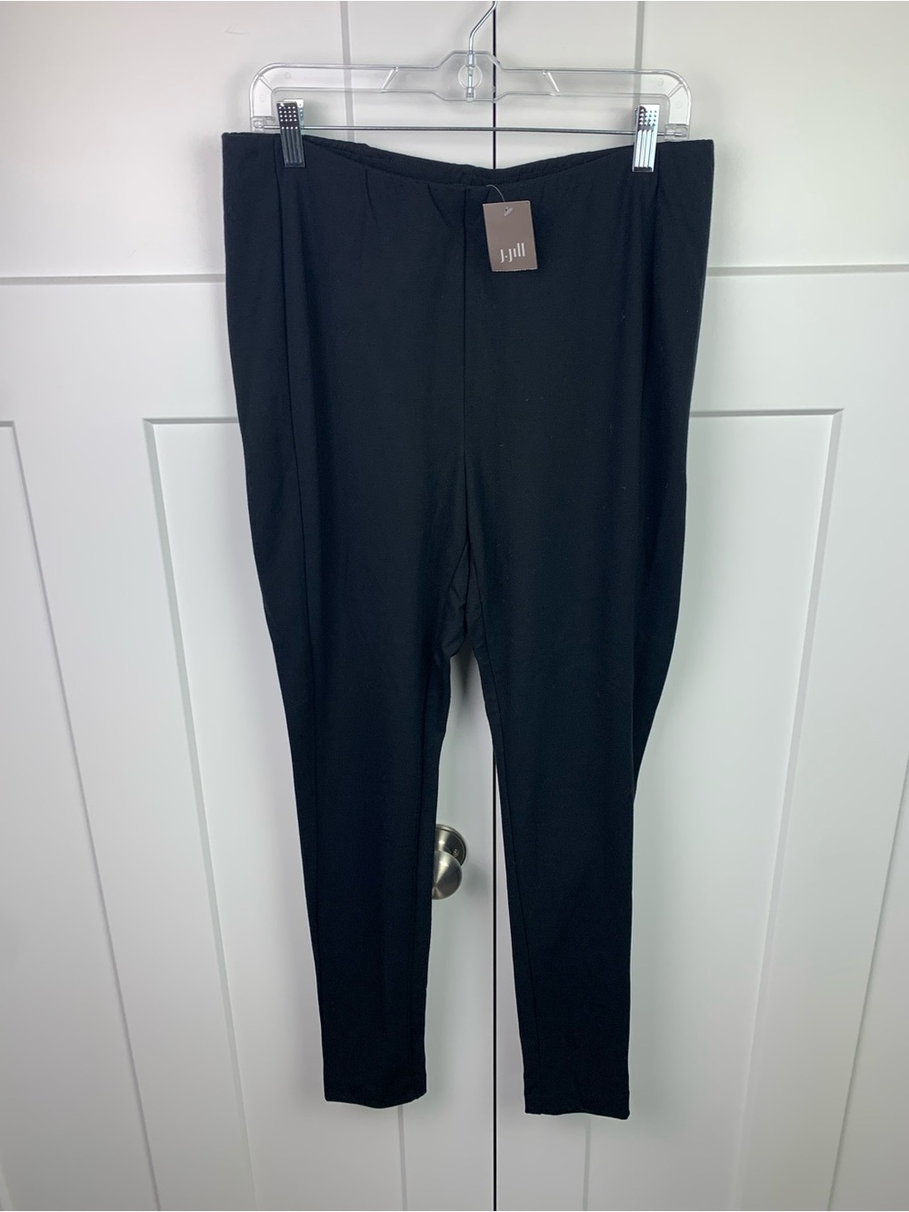 J.Jill Women's Black Pull On Dress Pants Tapered Leg Flat Front Solid L